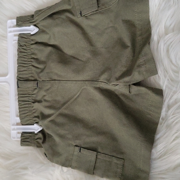 Dog Sport 3/6M outfit and KoalaBaby 0/3M 4 pack bodysuit bundle and bibs… - Picture 6 of 12